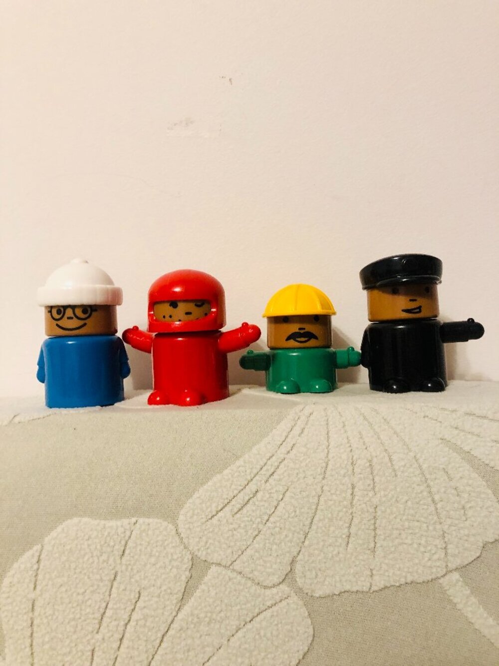 IKEA LILLABO VESSLA Figures Lot of 4 Replacement Parts Buy As-Is